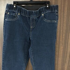Women's international concepts, size 4 stretch and stretch waistband Blue Jeans